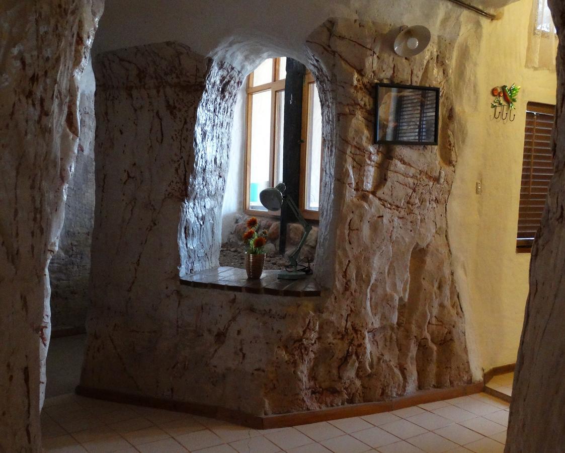 Dinky Di'S Dugout Villa Coober Pedy Dış mekan fotoğraf